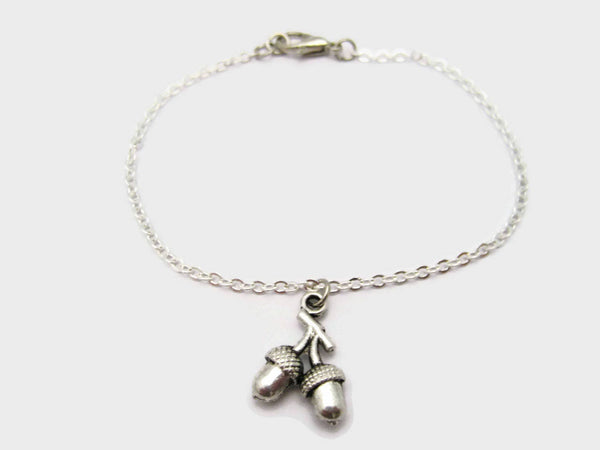 Acorns Charm Bracelet  Acorn Jewelry  Acorn Bracelet Nature Lover Gifts Oak Tree Bracelet  Nature Bracelet