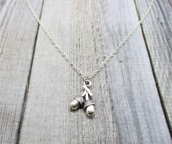 Acorn Necklace, Oak Tree Necklace, Silver Acorns Jewelry, Earth Lovers Necklace, Nature Gifts Under 20  Choose Your Chain, Acorn Gift